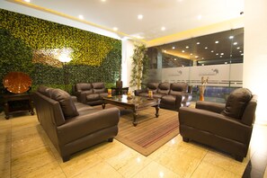 Sala de estar en el lobby