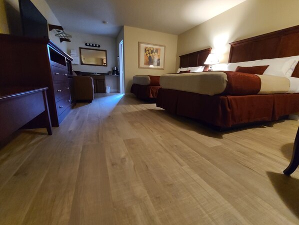 Superior Room, Non Smoking (2 Queens and Sofabed) | Blackout curtains, soundproofing, iron/ironing board, free WiFi - Homestead Motel (Branson)