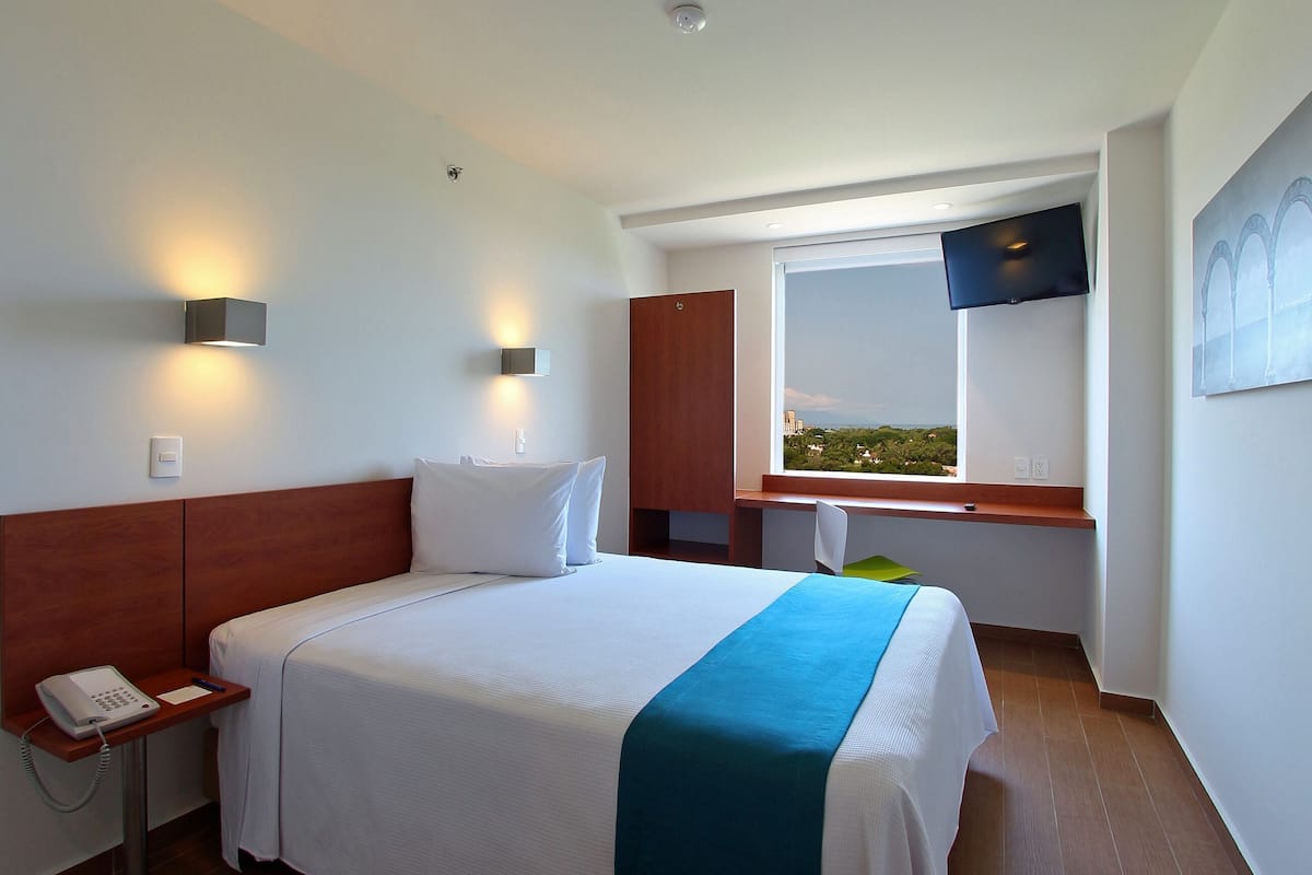 Desk, laptop workspace, free WiFi, bed sheets