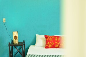 Quarto casal | Frigobar, camas extras/dobráveis, Wi-Fi de cortesia