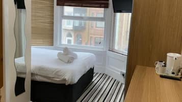 Family Room, Multiple Beds (Family of 4) | Desk, iron/ironing board