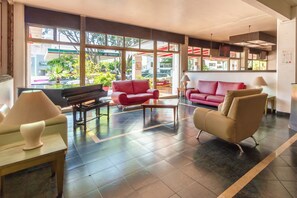 Sala de estar en el lobby