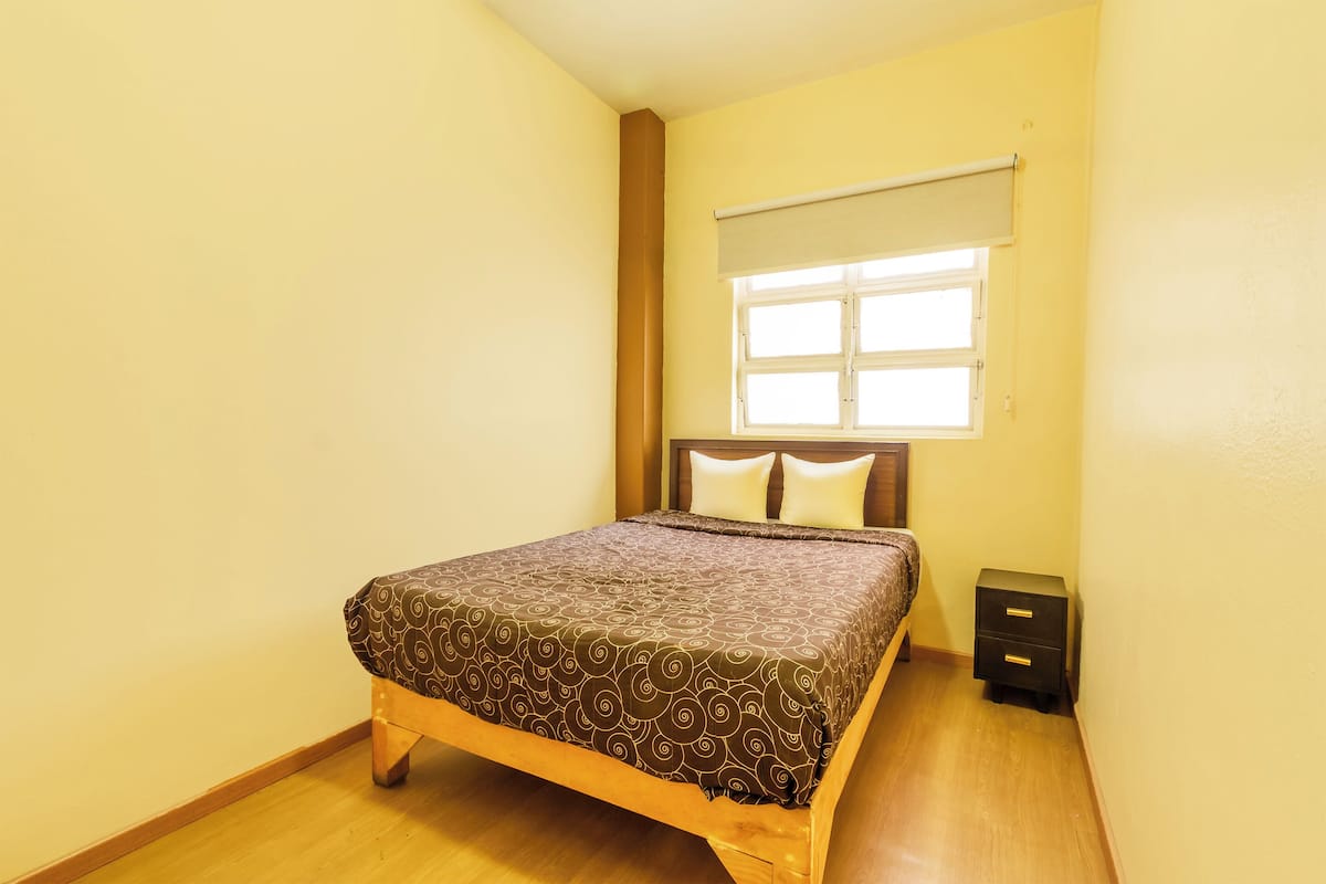 Habitación familiar, varias camas | Caja de seguridad en la habitación, escritorio y wifi gratis