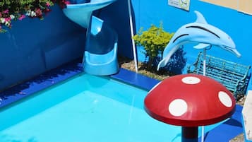 Outdoor pool, open 10:00 AM to 10:00 PM, pool umbrellas, sun loungers