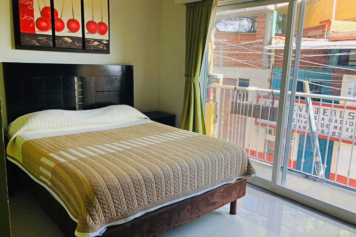 Standard room with air conditioning | Free WiFi, bed sheets