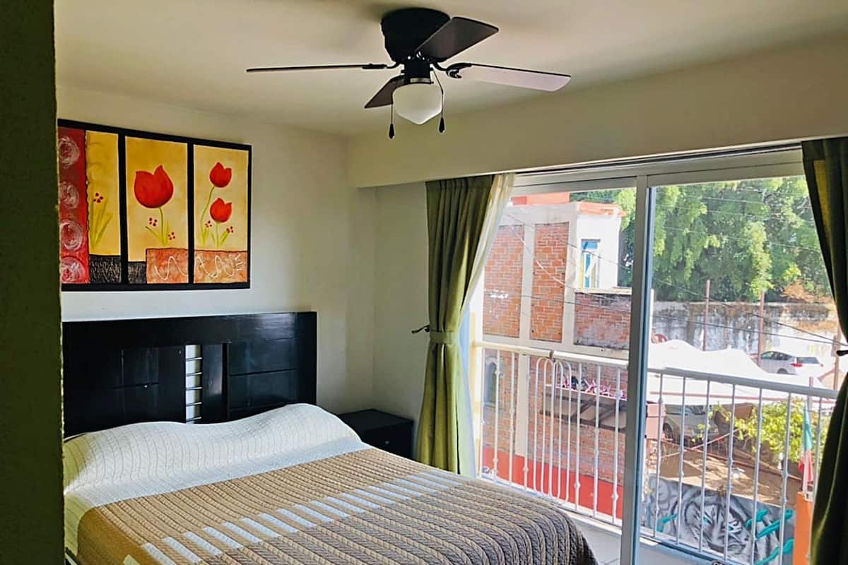 Standard room with fan | Free WiFi, bed sheets