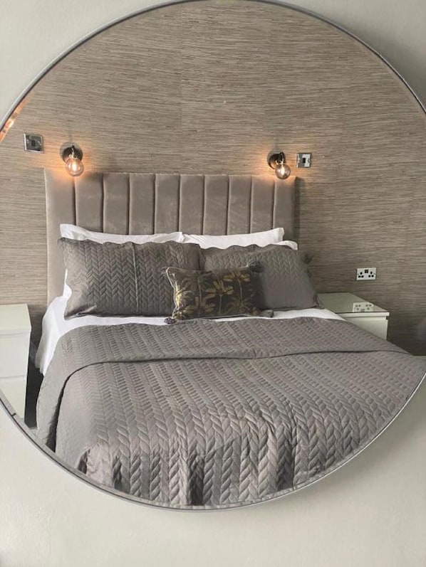 Double Room, Ensuite, Sea View (Balcony)
