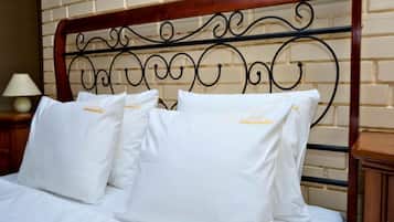 Caja de seguridad en la habitación, escritorio y insonorización