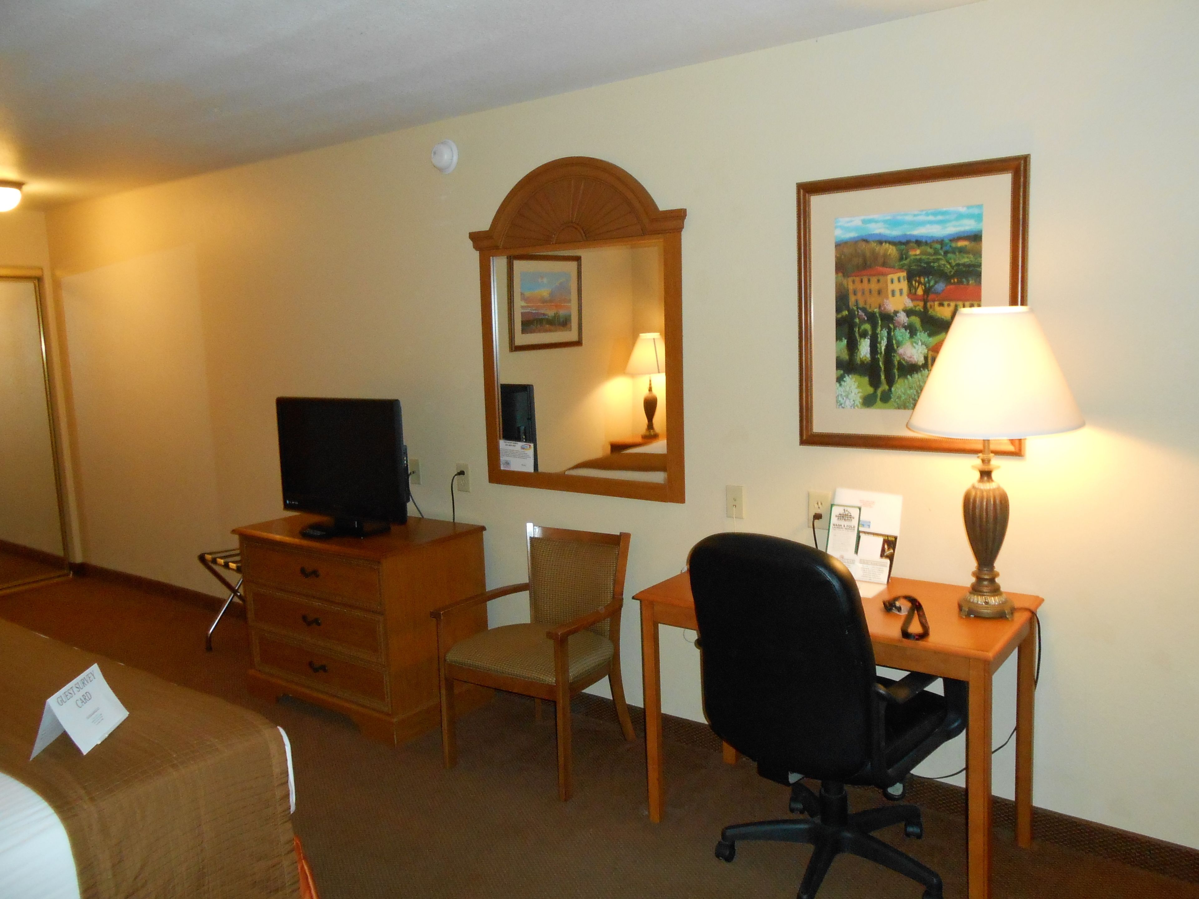 Double Room, 2 Queen Beds, Accessible | Free WiFi