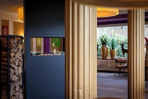 Breakfast, lunch, dinner served; local cuisine, alfresco dining