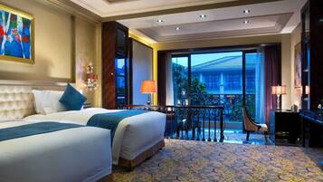 In-room safe, iron/ironing board, WiFi (free), bed sheets