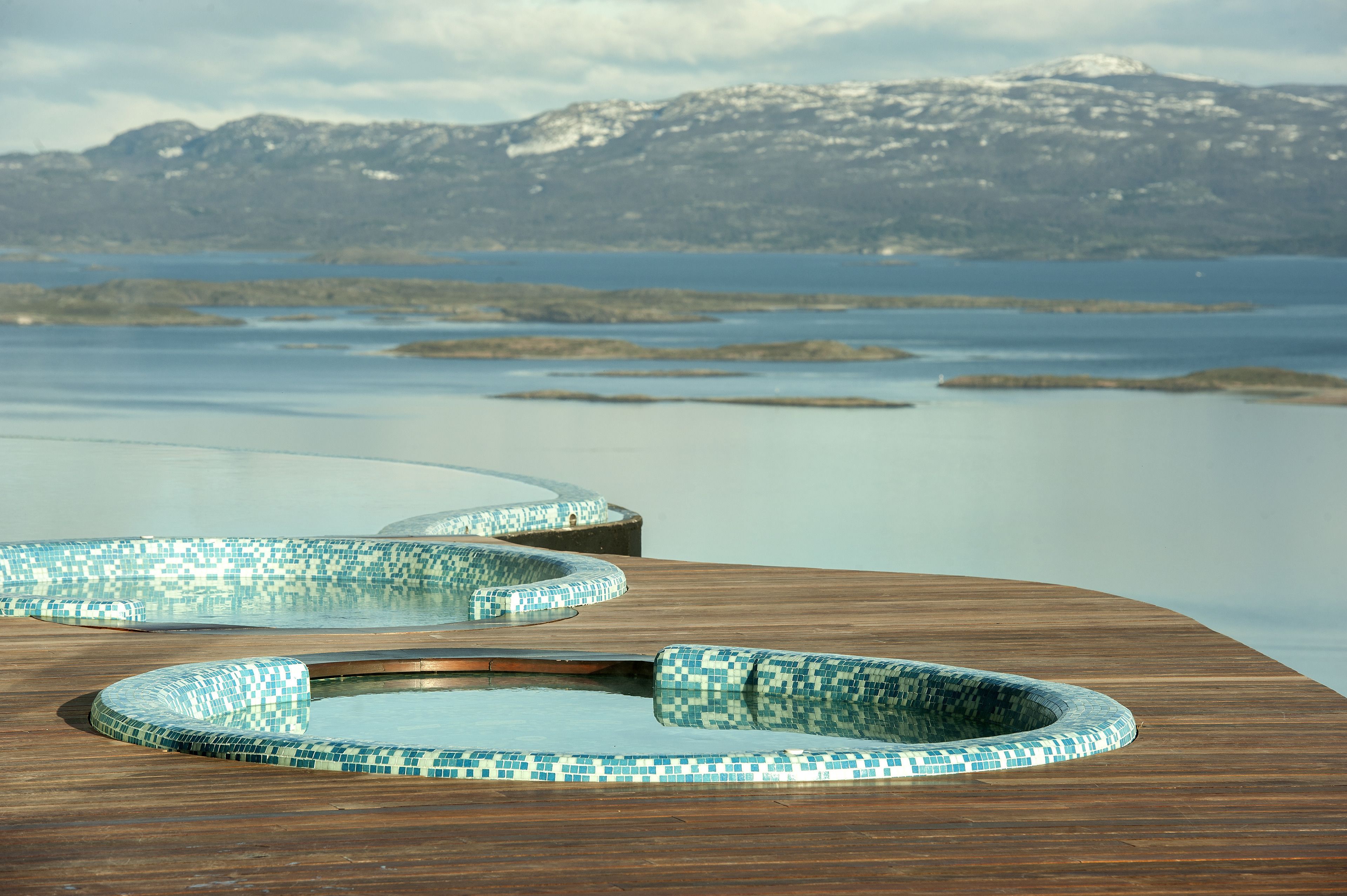 indoor pool, outdoor pool, pool loungers