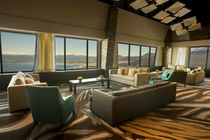 Land view from property - Arakur Ushuaia Resort & Spa (Ushuaia)