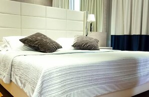 Premium bedding, minibar, in-room safe, desk - Relais Sans Souci and Spa (Ronciglione)