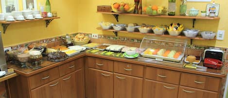 Kontinental frukost varje dag (BRL 25.00 per person)