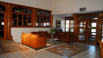 Sala de estar en el lobby