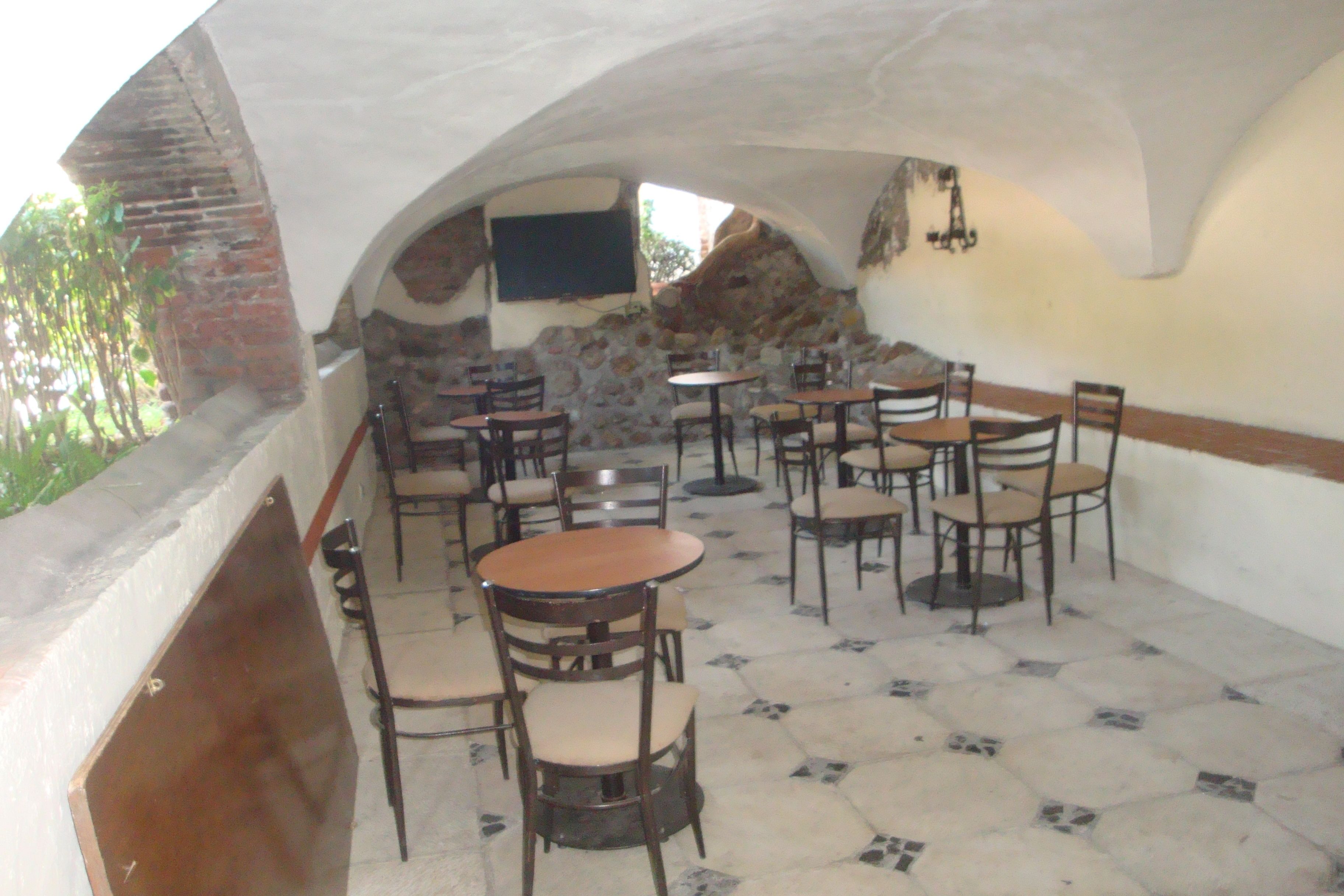 Sarapan lengkap setiap hari (MXN 158 per orang)