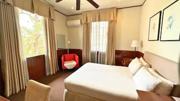 Honeymoon Air Conditioned Room | In-room safe, desk, WiFi (free), bed sheets