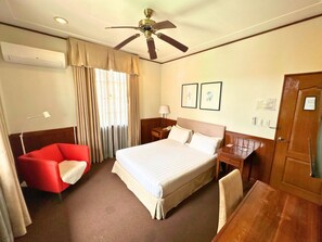 Honeymoon Air Conditioned Room 