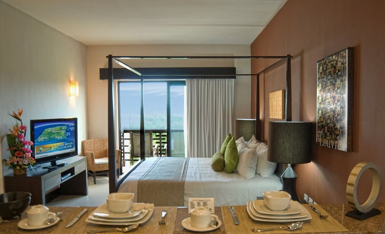 studio (aldea) | down duvets, minibar, in-room safe, blackout curtains