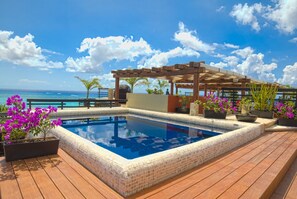 Down comforters, minibar, in-room safe, blackout drapes