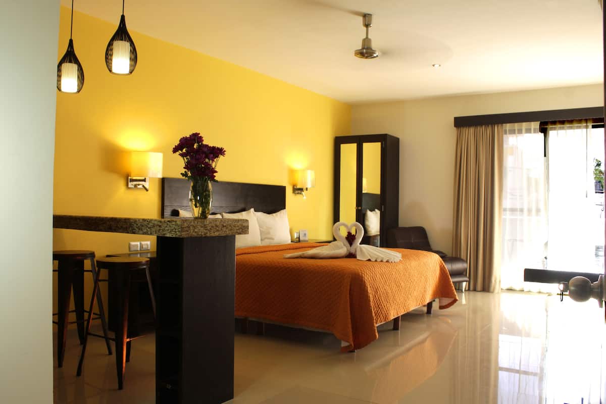 Suite with balcony