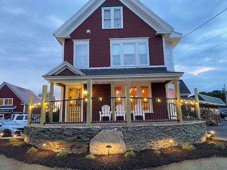 Exterior. The Whitetail and Suites