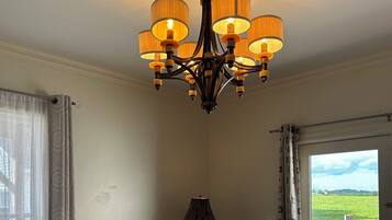 Habitación básica, 1 habitación | Mobiliario individual, tabla de planchar con plancha, wifi gratis