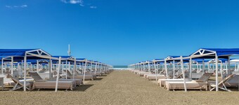 Augustus Hotel & Resort