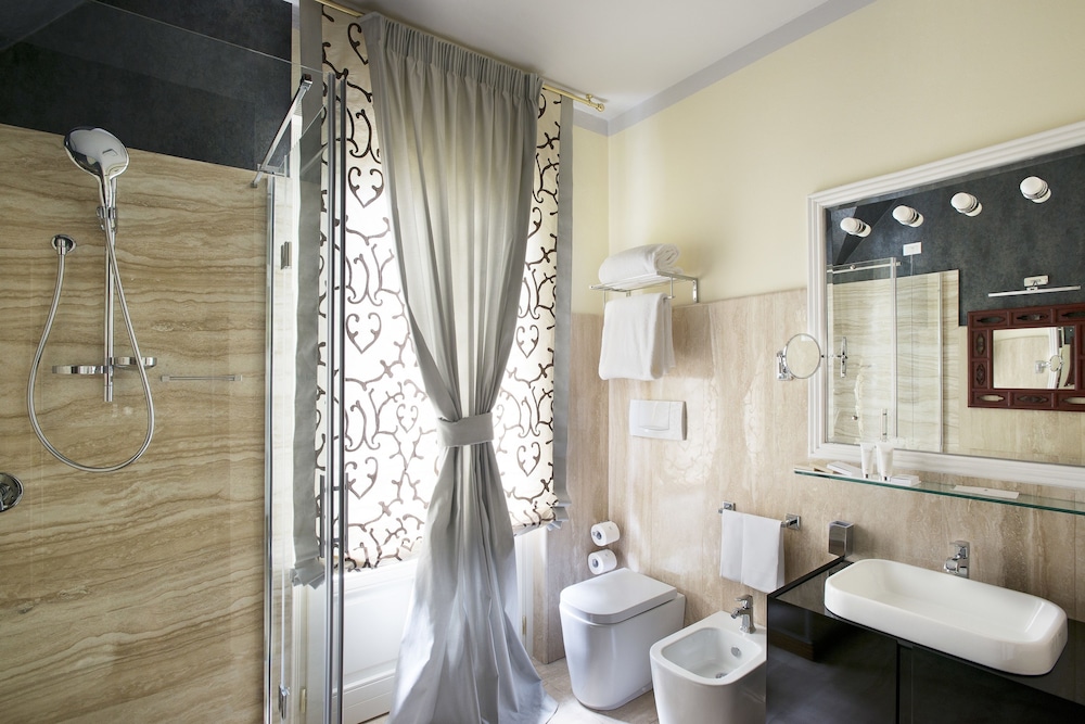 Augustus Hotel & Resort by null