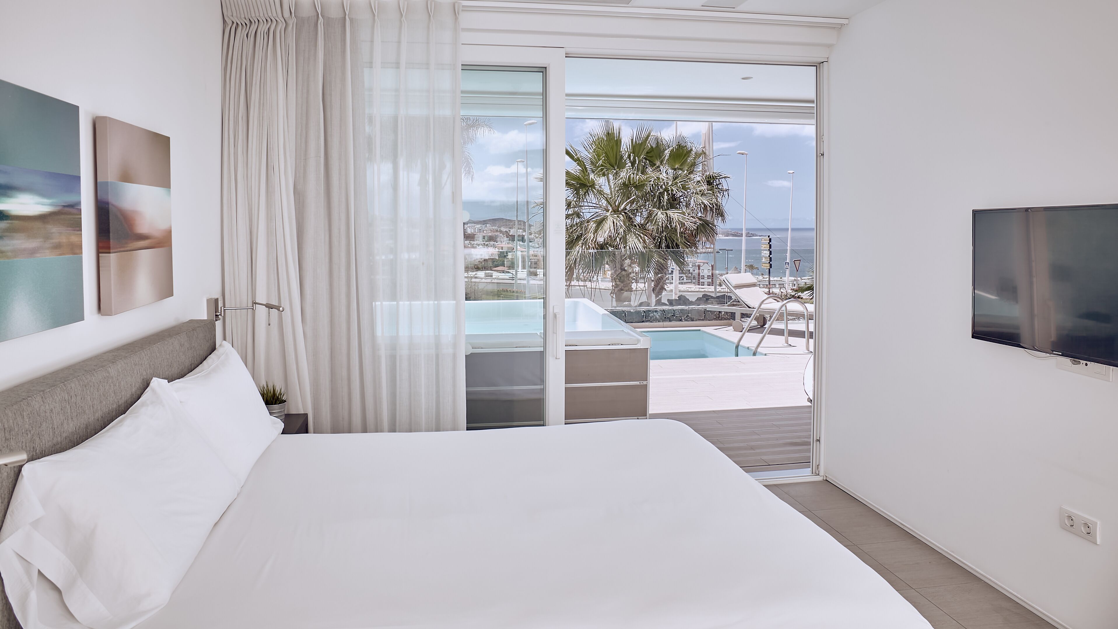 Suite, 3 kamar tidur, kolam renang pribadi, pemandangan laut (Infinity Mar, Jacuzzi) | 1 kamar tidur, seprai premium, brankas, dan didekorasi berbeda-beda