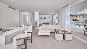 1 bedroom, premium bedding, in-room safe, individually decorated