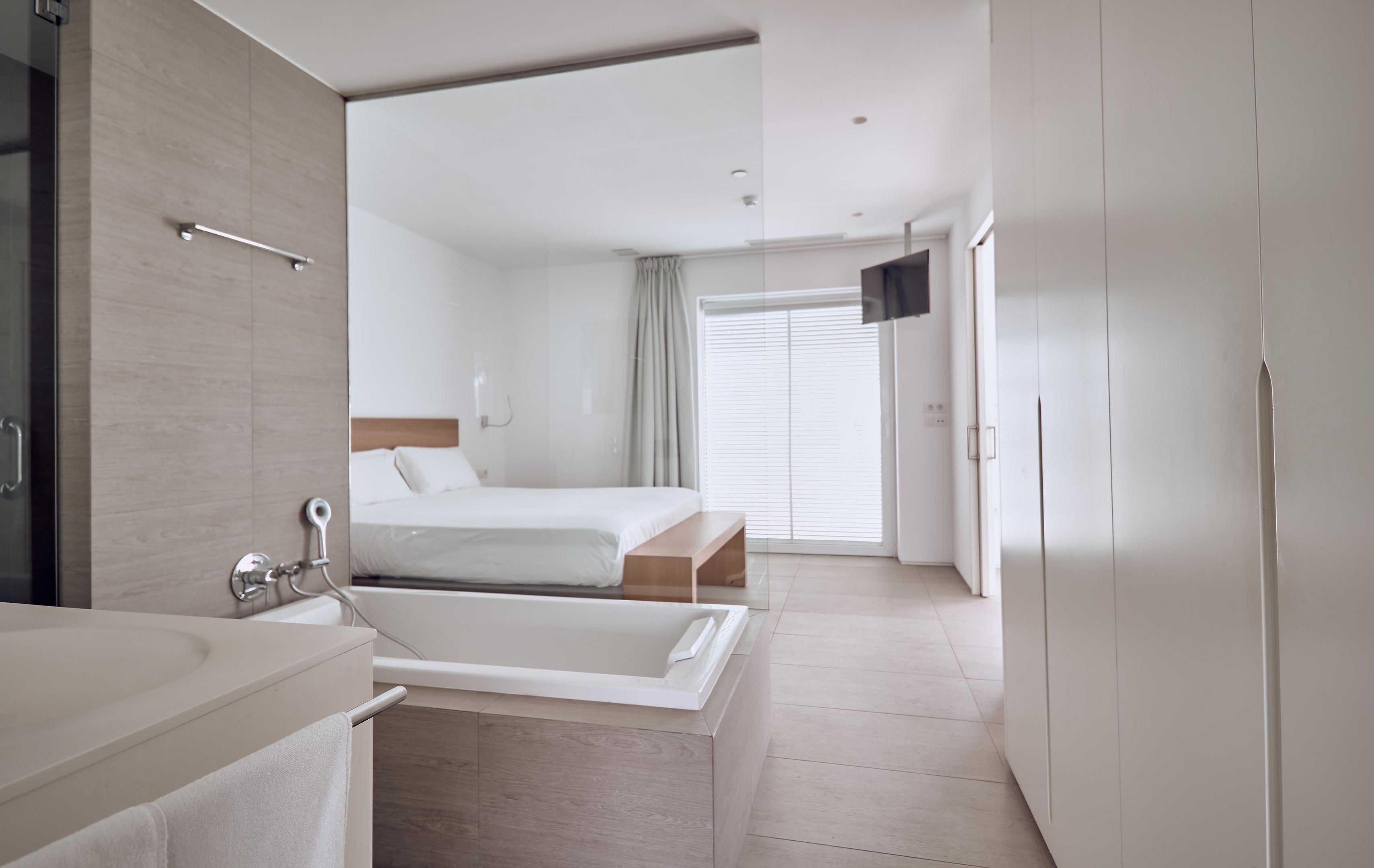 1 bedroom, premium bedding, in-room safe, individually decorated