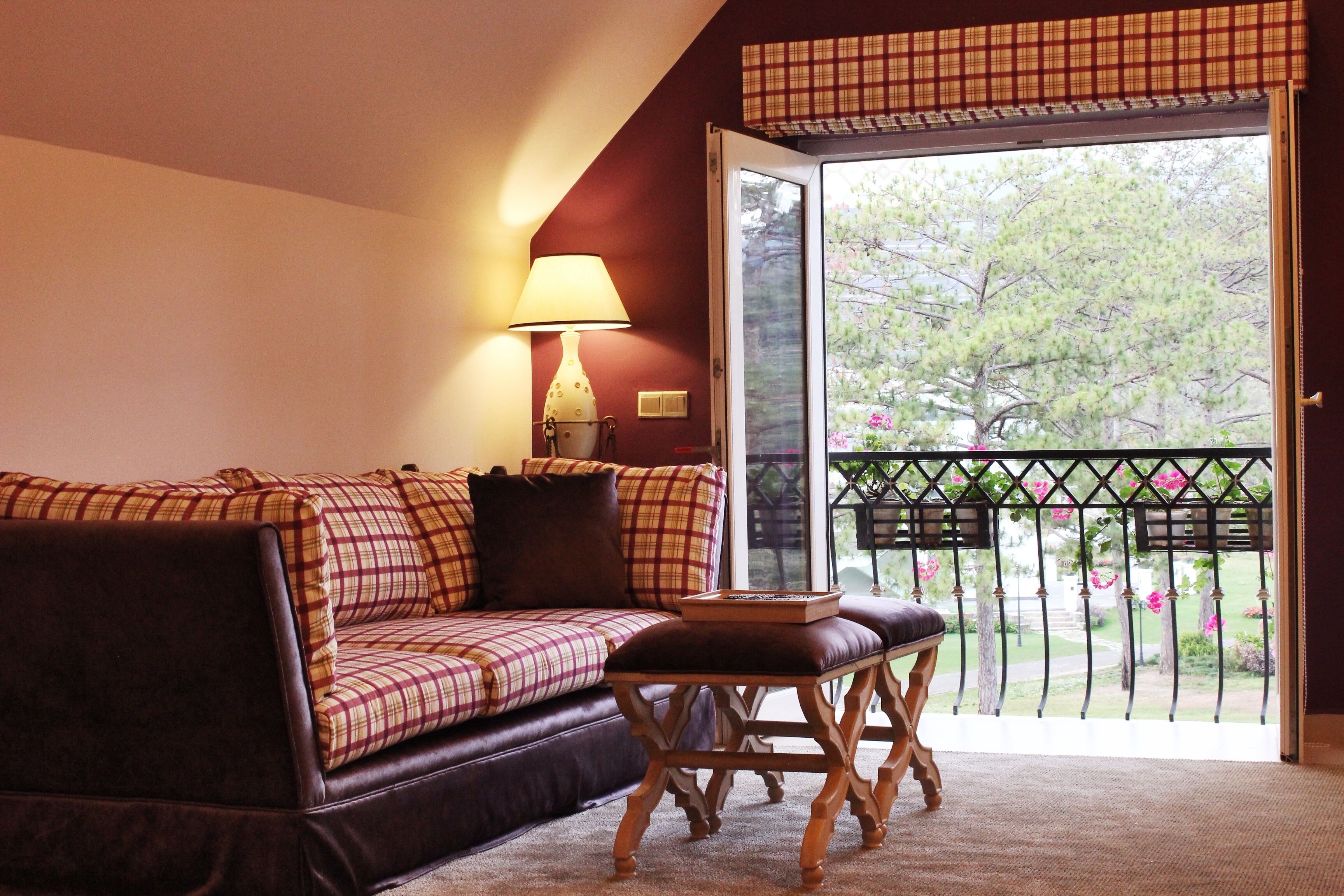 family suite, garden view | 1 bedroom, premium bedding, minibar, individually decorated