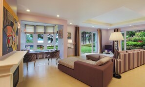 Family Villa, 2 Bedrooms, Lake View | Premium bedding, minibar, individually decorated, individually furnished - Binh An Village Dalat (Da Lat)