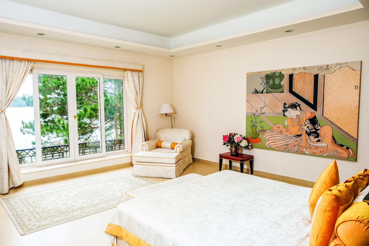 Villa, 4 Bedrooms | 1 bedroom, premium bedding, minibar, individually decorated
