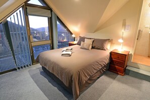 Summit Two Bedroom Penthouse | Cribs/infant beds, free WiFi, bed sheets