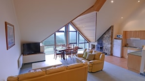Living area - Falls Creek Country Club (Falls Creek)