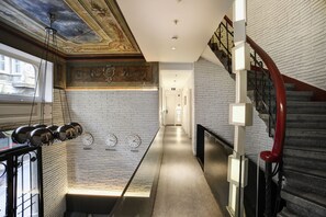 Staircase - The Central House Istanbul Taksim (Istanbul)