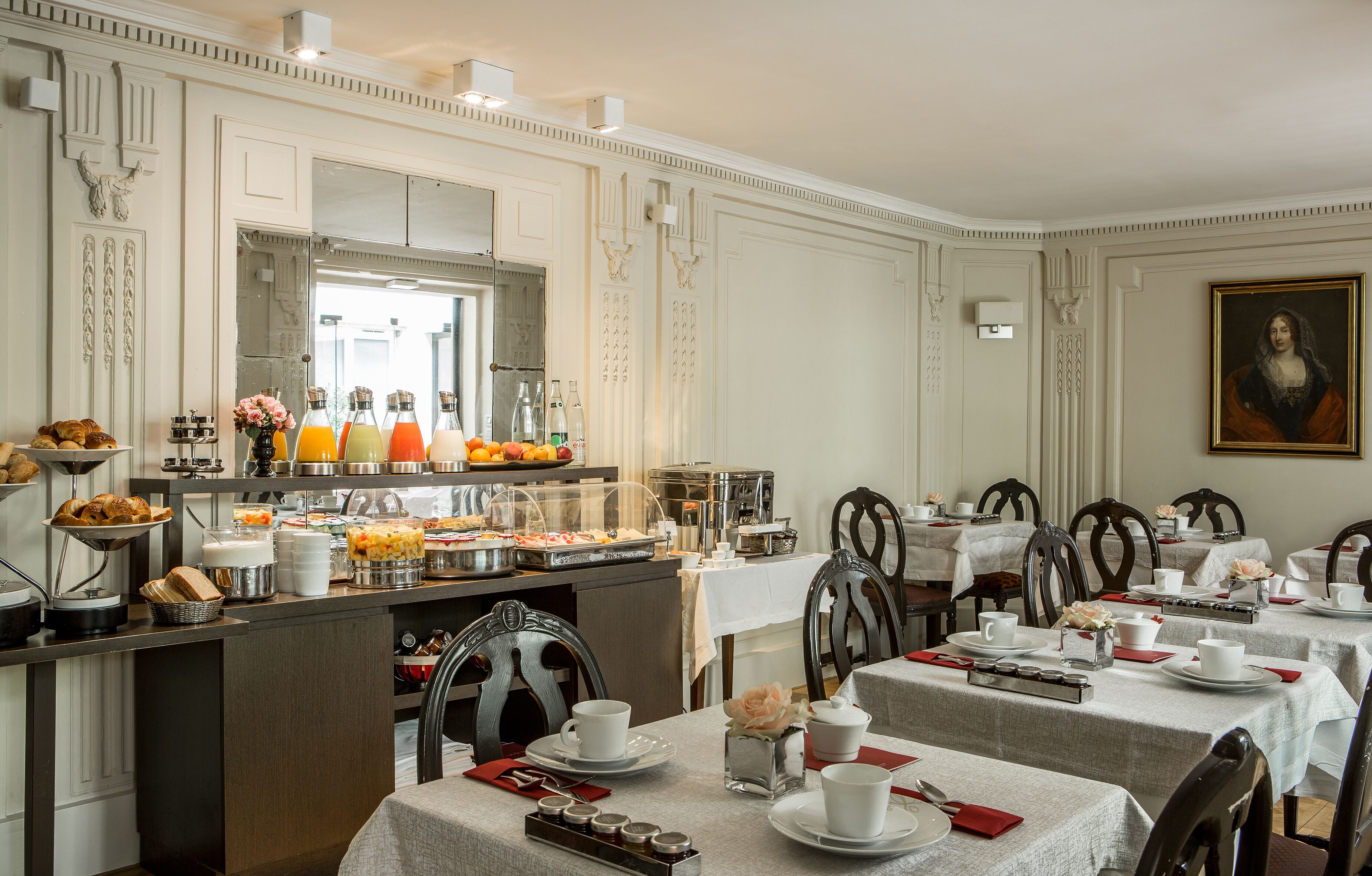 daily continental breakfast (eur 22 per person)