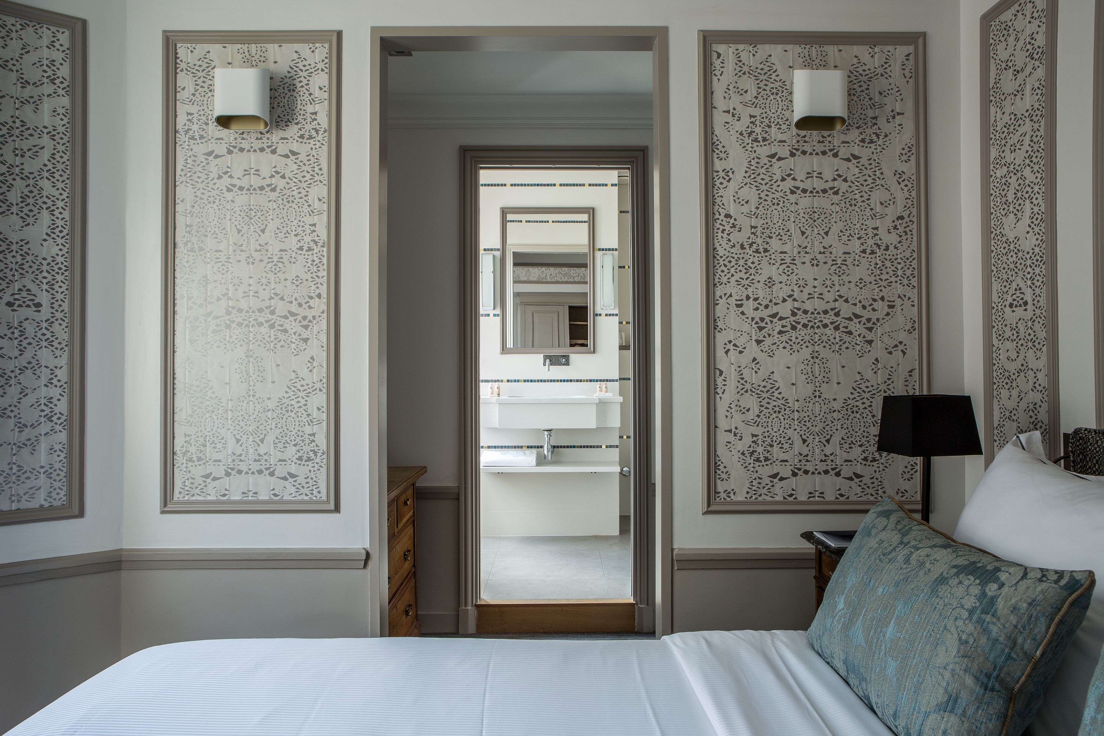 cosy room | 1 bedroom, premium bedding, in-room safe, individually decorated