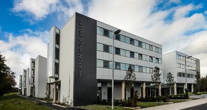 Heston Hyde Hotel