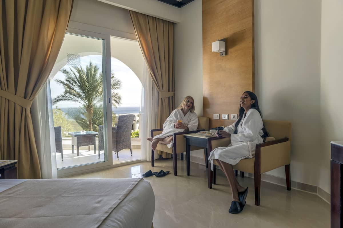 1 bedroom, free minibar, in-room safe, individually decorated