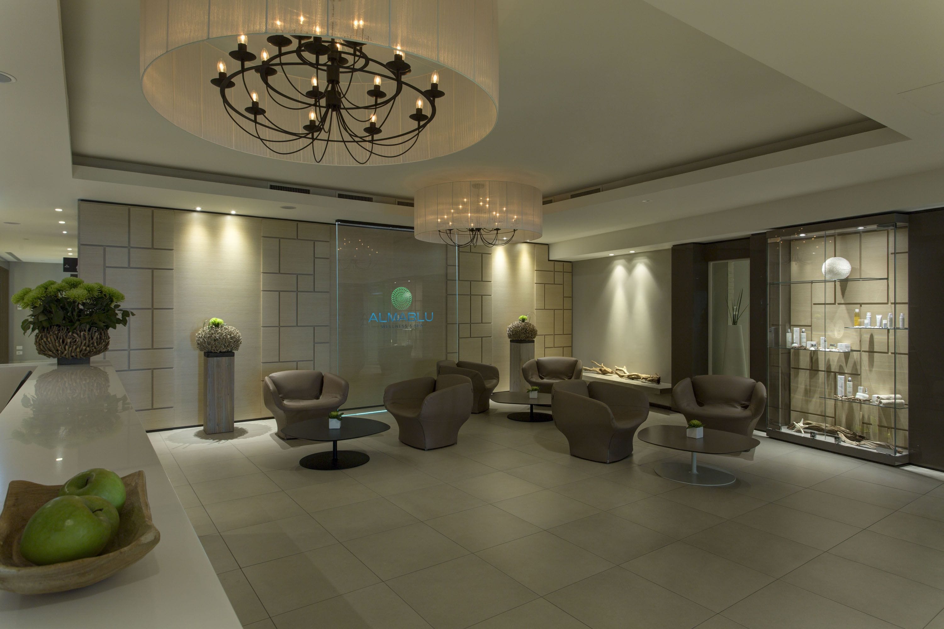 couples treatment room(s), sauna, hot tub, steam room