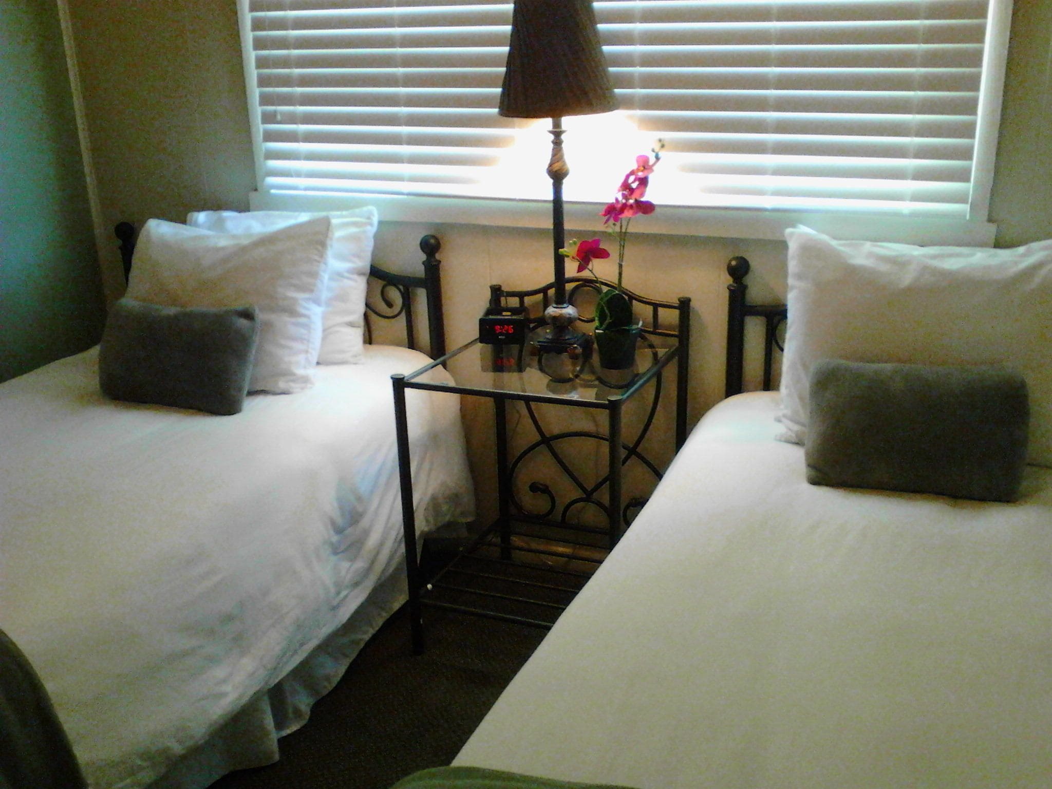 华丽平房 | 埃及棉床单、高档床上用品、羽绒被、免费 WiFi