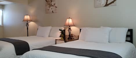 Egyptian cotton sheets, premium bedding, down comforters, free WiFi