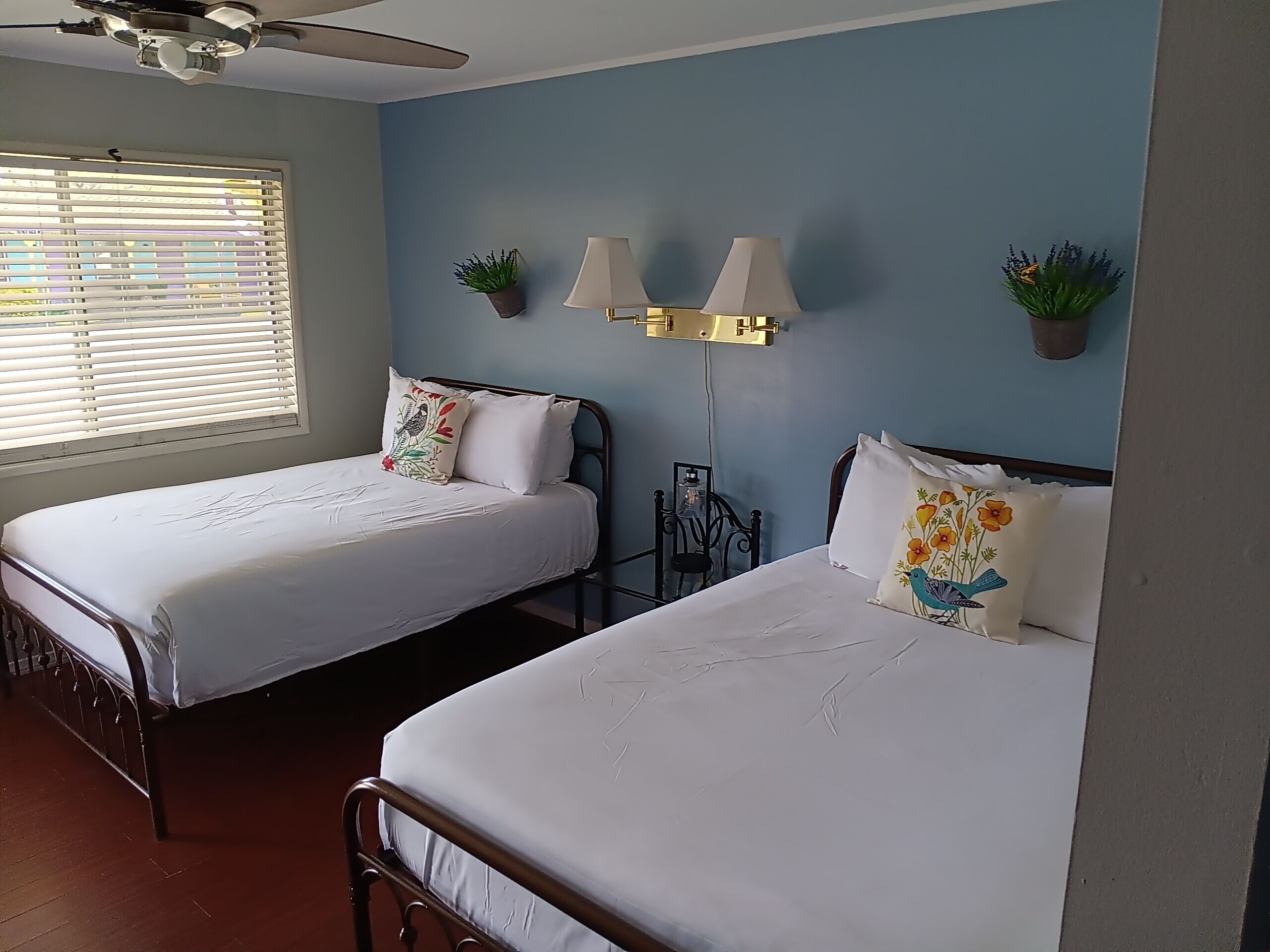 Zimmer, 2 Doppelbetten