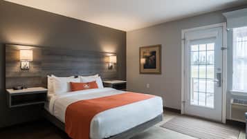 Premium bedding, minibar, individually decorated, individually furnished