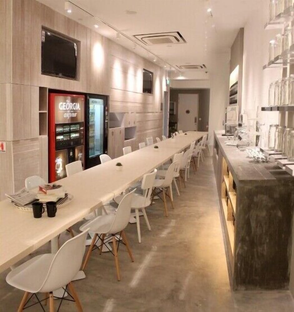 Bunc Hostel by null