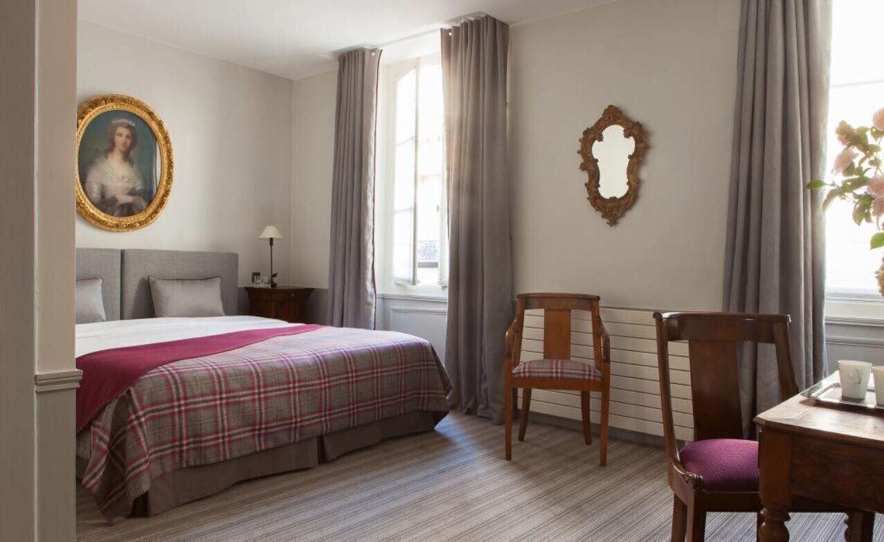 In-room safe, desk, soundproofing, free WiFi